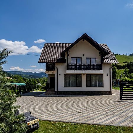 Casa Iulia Villa Pojorîta Buitenkant foto
