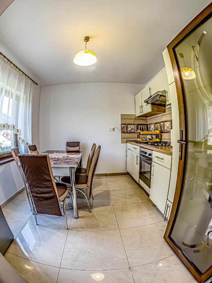 Casa Iulia Villa Pojorîta Buitenkant foto