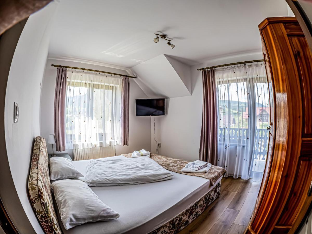 Casa Iulia Villa Pojorîta Buitenkant foto
